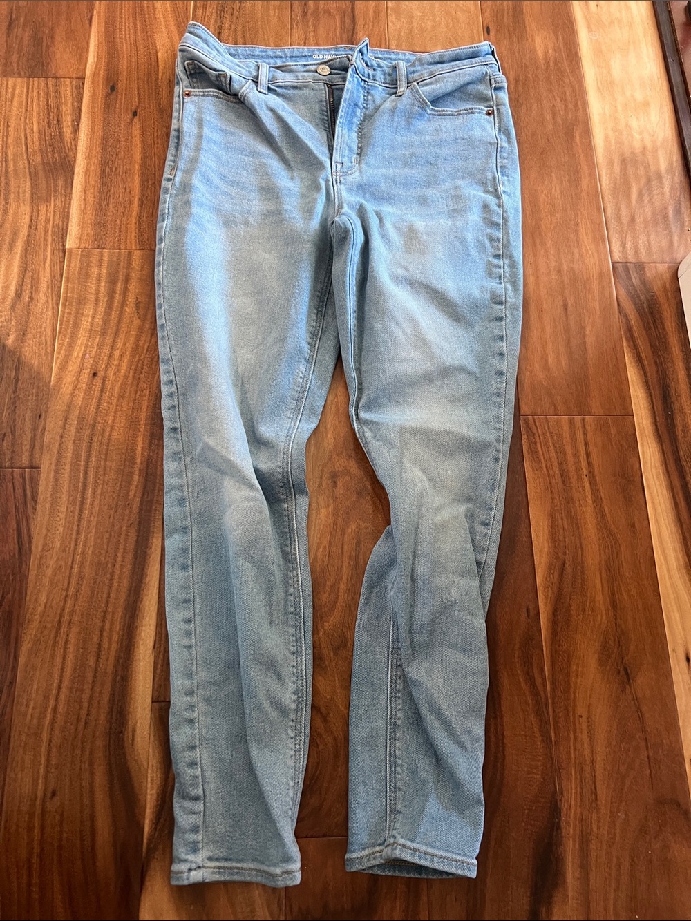 Old Navy Women’s Light Blue Skinny Jeans